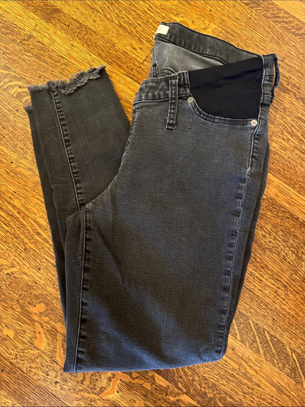 Women’s Madewell Black Maternity Skinny Jeans with Stretch Panel